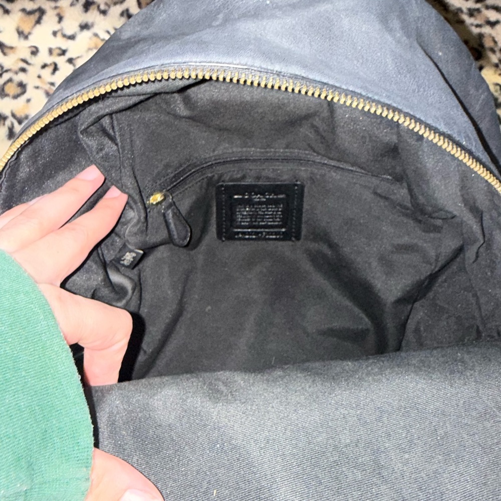 Coach Backpack in Signature Canvas - Picture 5 of 6